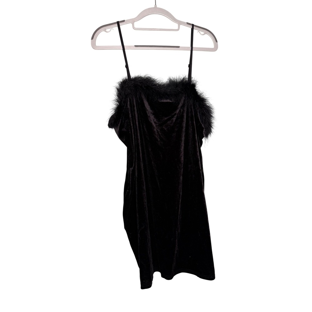 NWT Zaful black velour mini dress with feather trim